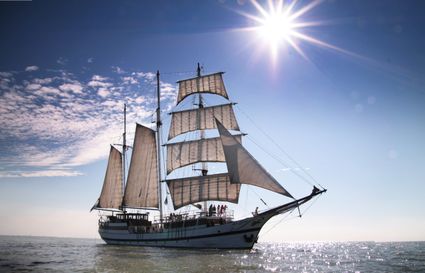 Grote boot op water.