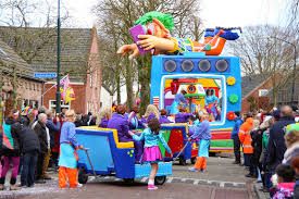 Optocht Casteren