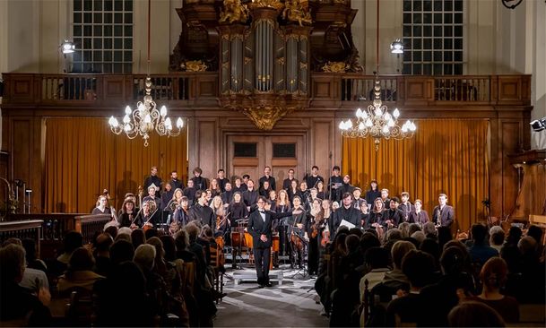 Orchestra Lagrandt: The World of Yesterday