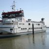 De veerboot Rottum in de veerhaven van Lauwersoog.
