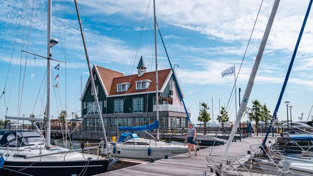 Het Havenkantoor bij Marina Volendam