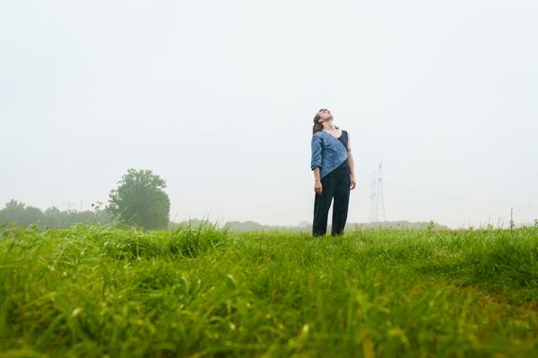 Sarah voor Limburgs Museum de Stiltewandeling