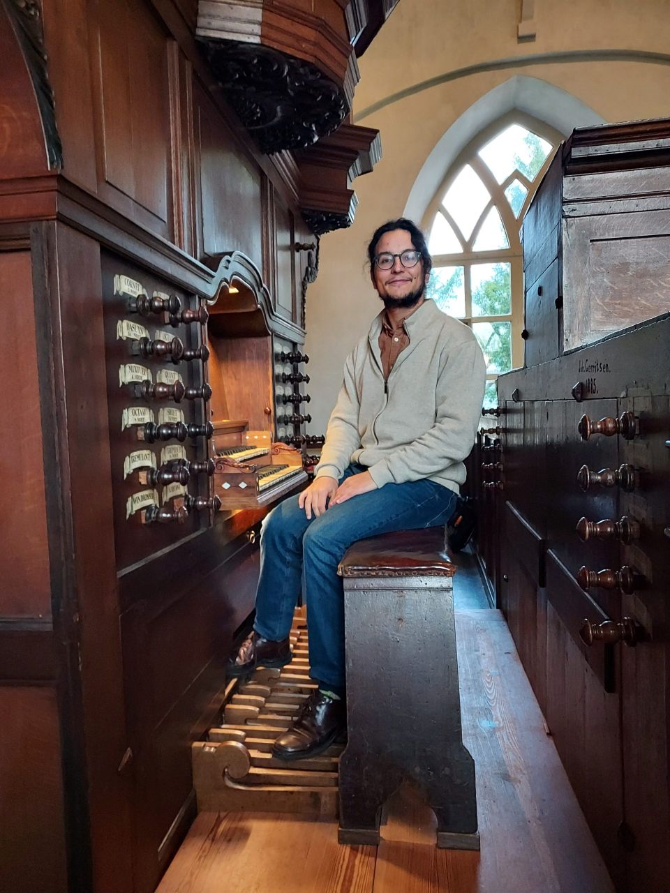 Foto organist: Bouwe Luurtsema
Foto Arp Schnitger-orgel Jelle Marseille.