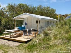 4 persoons tenthuis in de duinen bij het strand