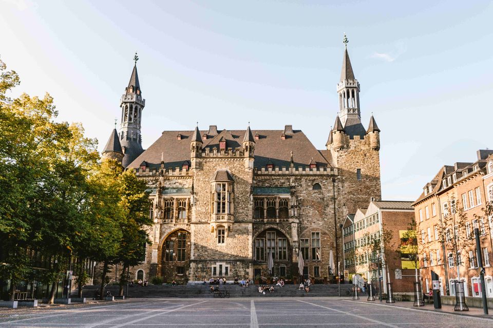 Aachen rathaus voorkant plein