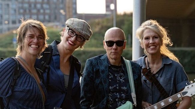 Kreukelzone presenteert: Lewis