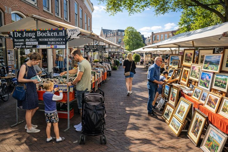 Kunst & Boekenmarkt centrum Sneek
