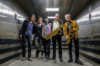 Hans Dulfer & Total Response