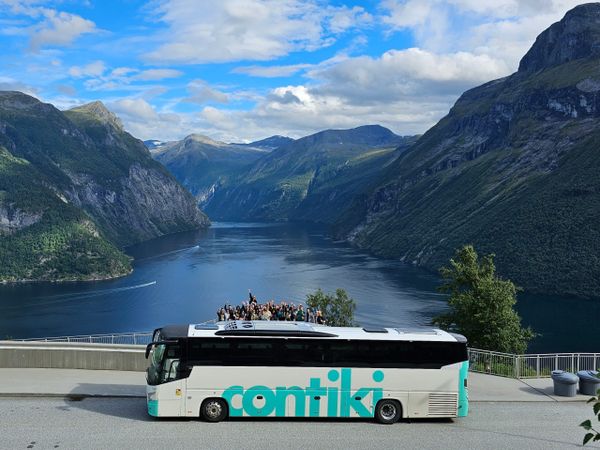 Touringcarchauffeur - Contiki Holland