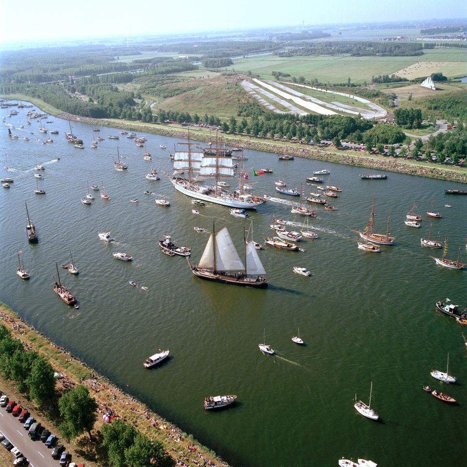 Luchtfoto van Sail in 2005