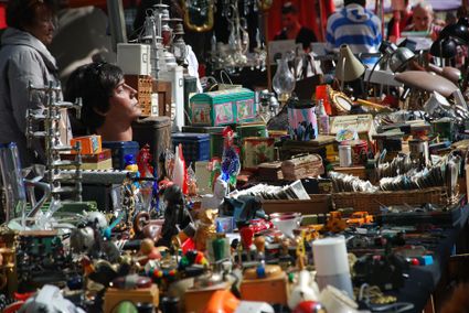 Garage sale Strijp district Aarle-Rixtel