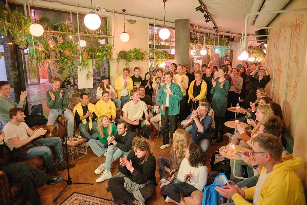 Awesome Utrecht x Berlijnplein Pitch Night XL