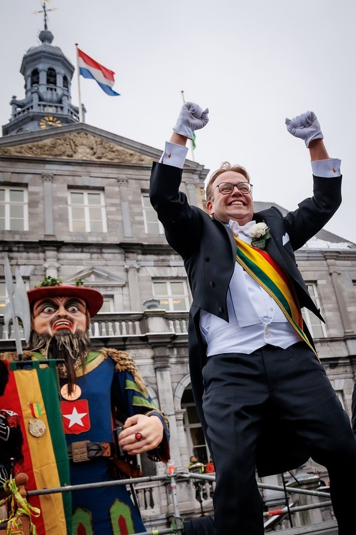 Prins carnaval uitroepen Maastricht