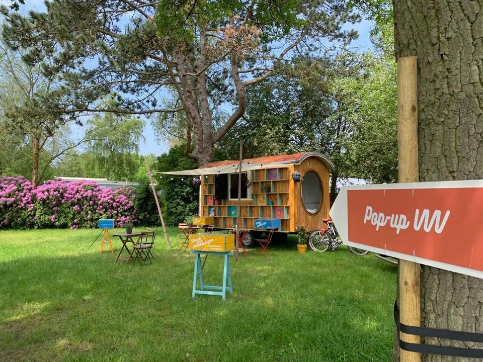 Streek van Verrassingen, Streekhuisje als VVV en accommodatie voor pers.