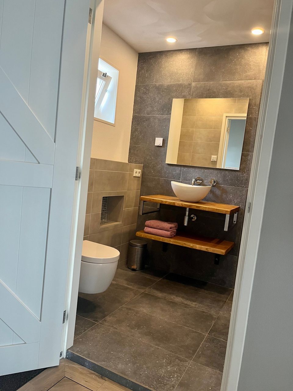 De badkamer van Huisje 'Zee van Tijd'