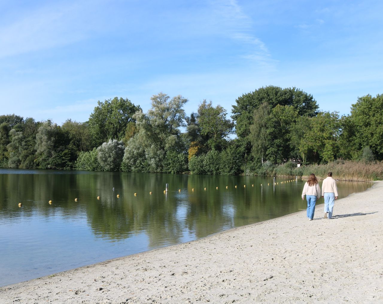 Wandelen langs het water op Meren van Borculo
