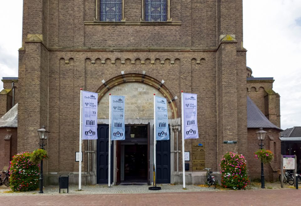 Banier vlaggen van Visit Vught bij DePetrus in Vught