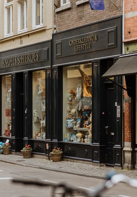 Sint Pieterstraat Winkels etalages