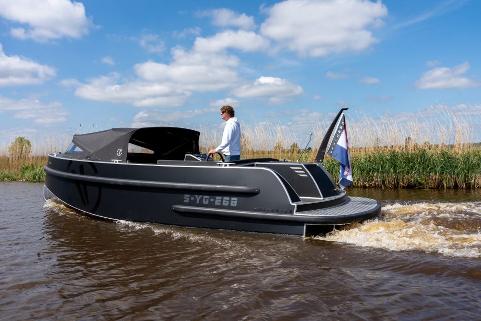 Van Vossen Tender 650 Schaluppe in Fahrt