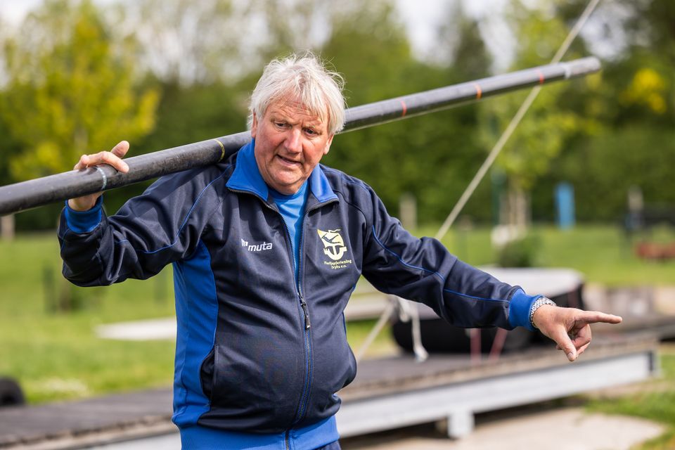 Fierljeppen in IJlst.