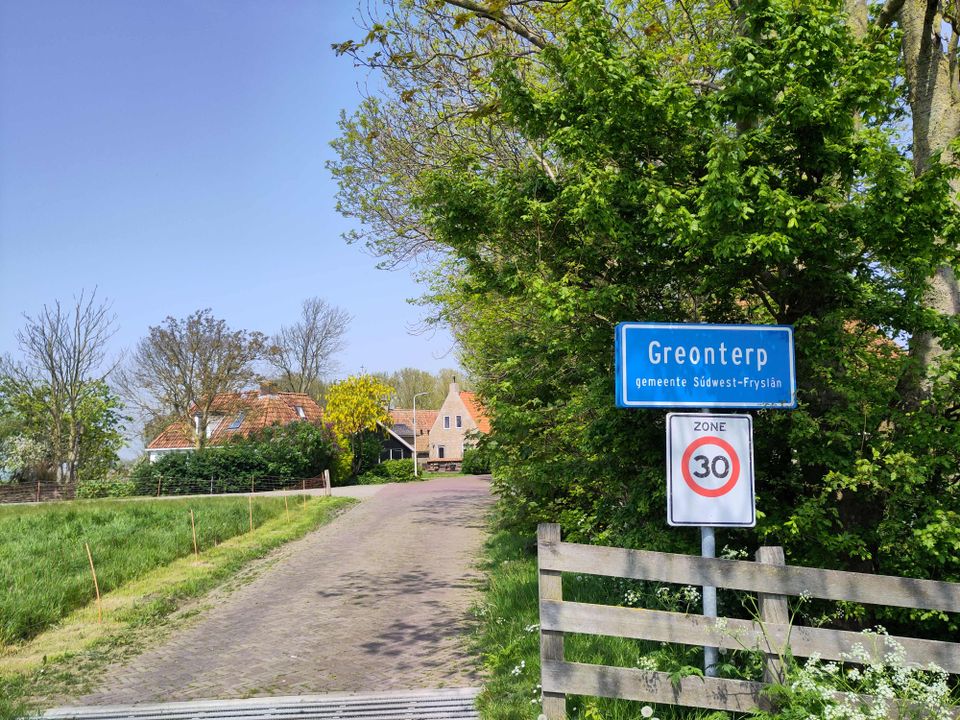 Greonterp Friesland - fietsroute Gerard Reve