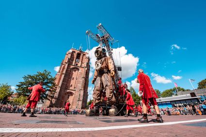 De Oldehove in 2018 tijdens Royal de Luxe