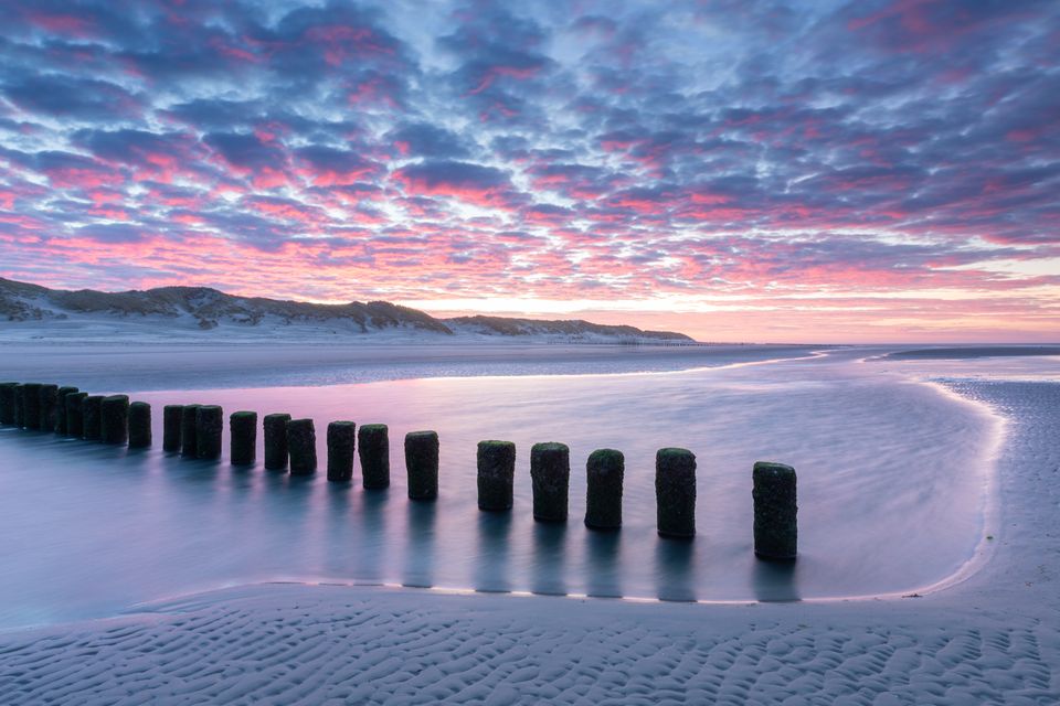 Paaltjes op het strand