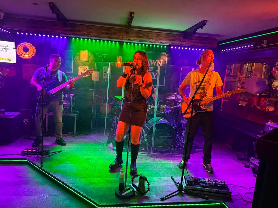 Muziekband Dawn of Day