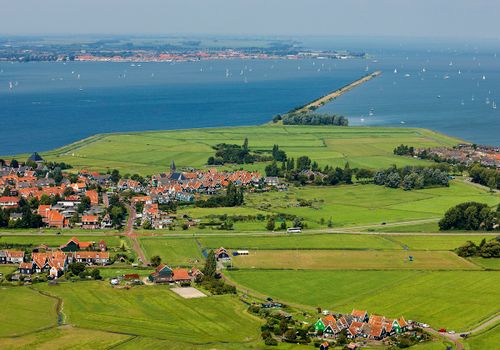 Luchtfoto van Marken.