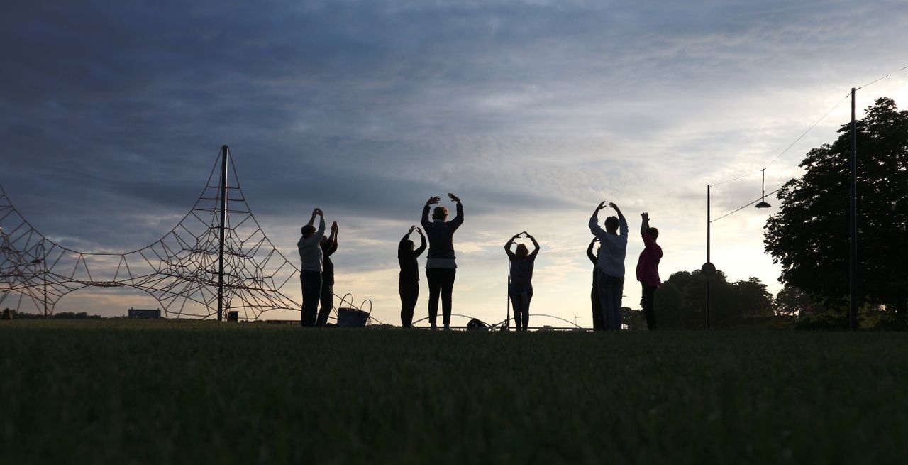 Groepsles qigong  Buiten de Waterpoort