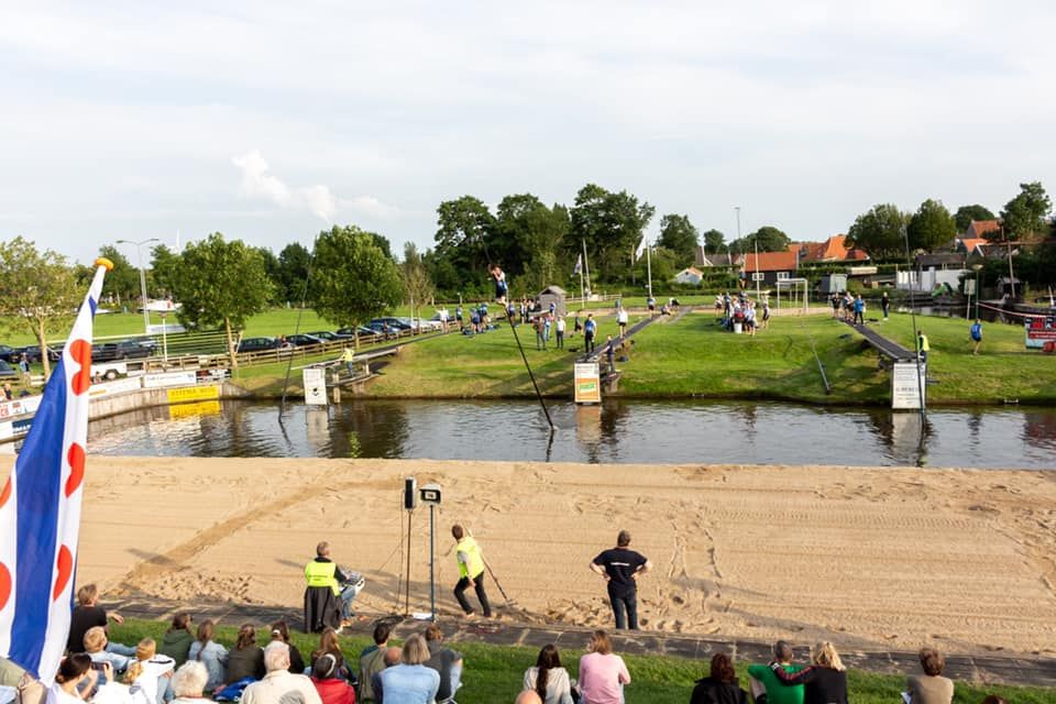 schans bij het fierljeppen