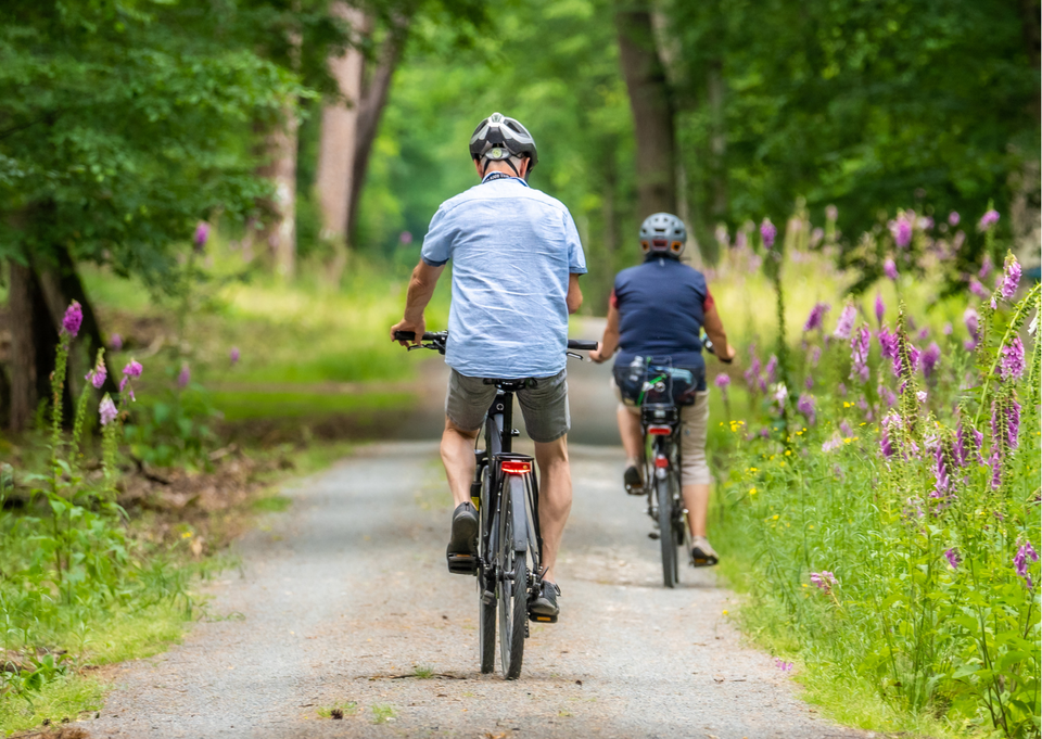 Stap samen op de fiets