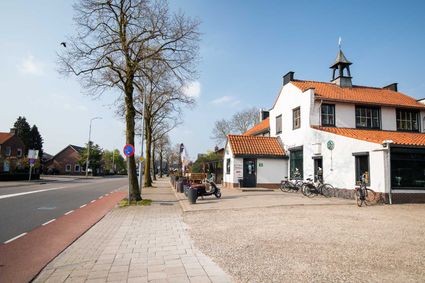 Wekerom - BezoekEde