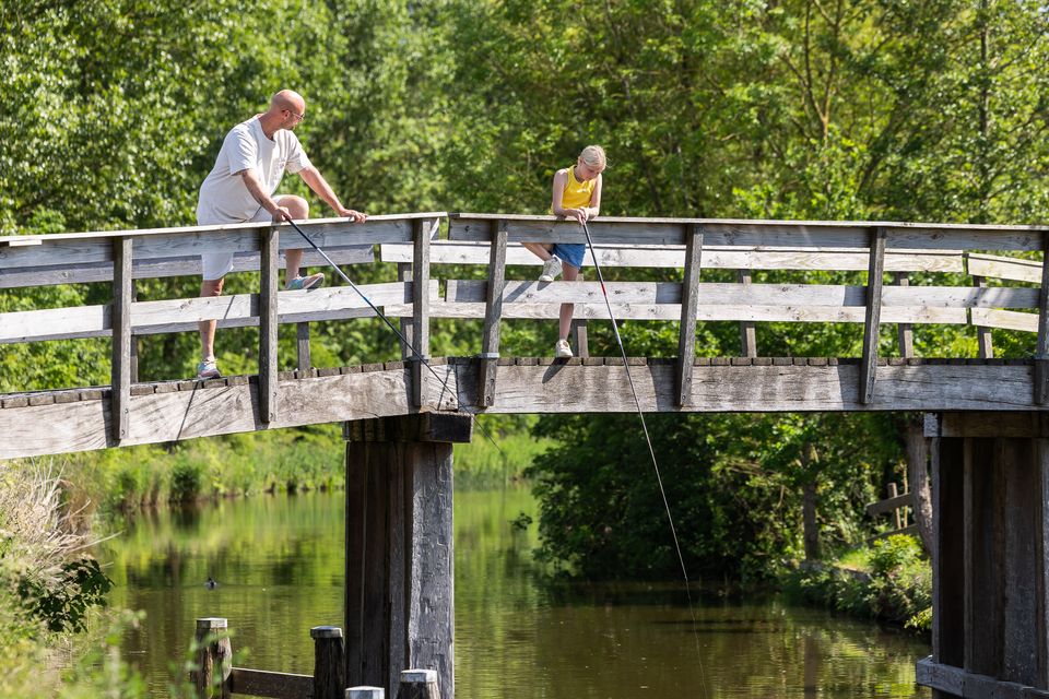 Vissen tijdens een minivakantie in Witmarsum en Bolsward.