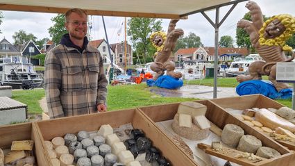 Boerenstreekmarkt met o.a. kaasjes van de Oerboer