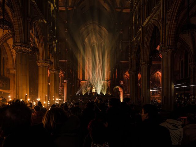 De Maria van Jessekerk vol met licht