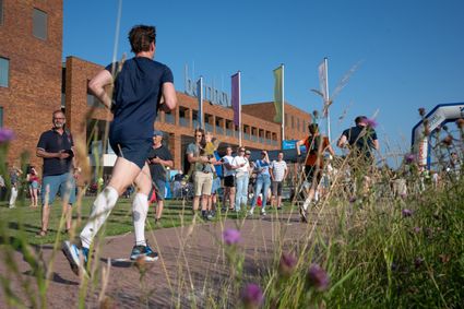Hardlopen tijdens Bernhoven Loopt Warm
