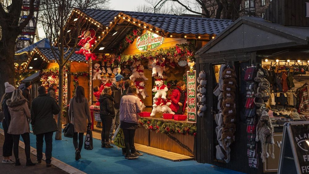 Kerstmarkt en kerstbomenactie Zaandijk