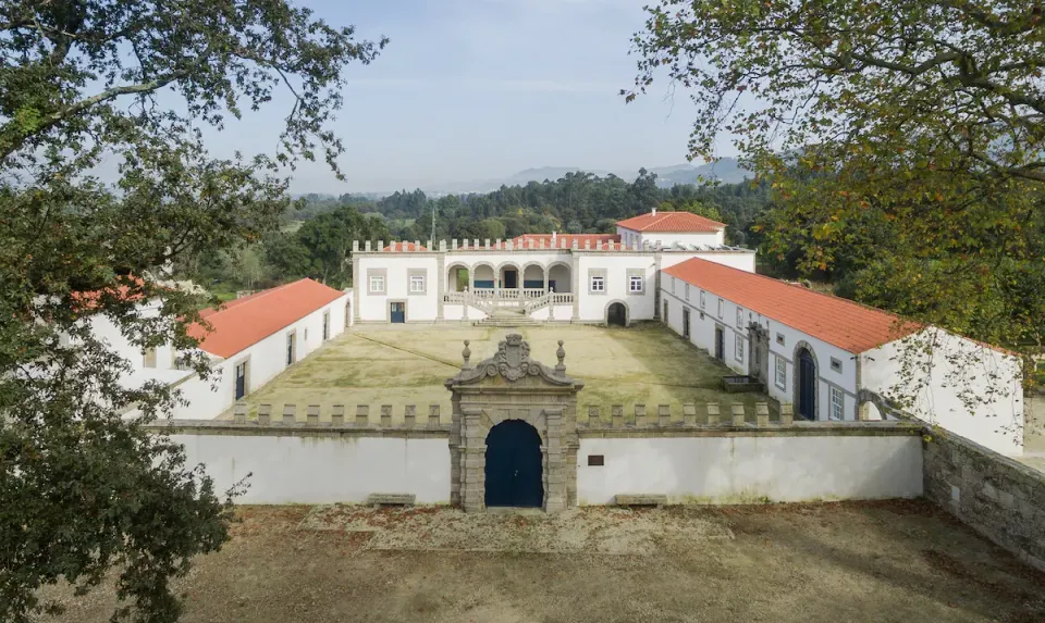 Bovenaanzicht van hotel Paço de Vitorino