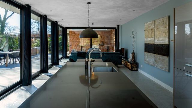 Het interieur van het Houten Boshuis