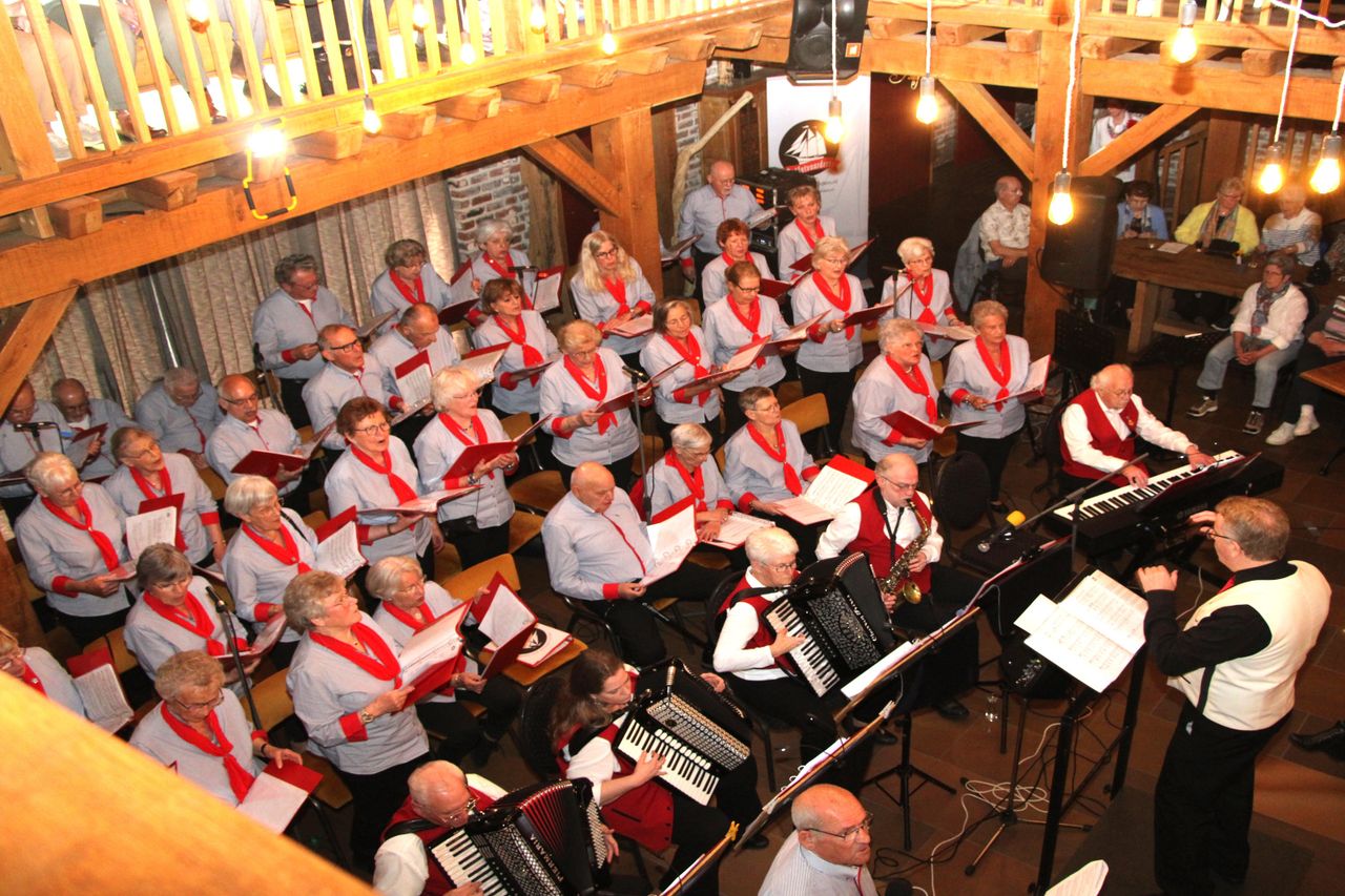 Shantykoor De Klotvaarders