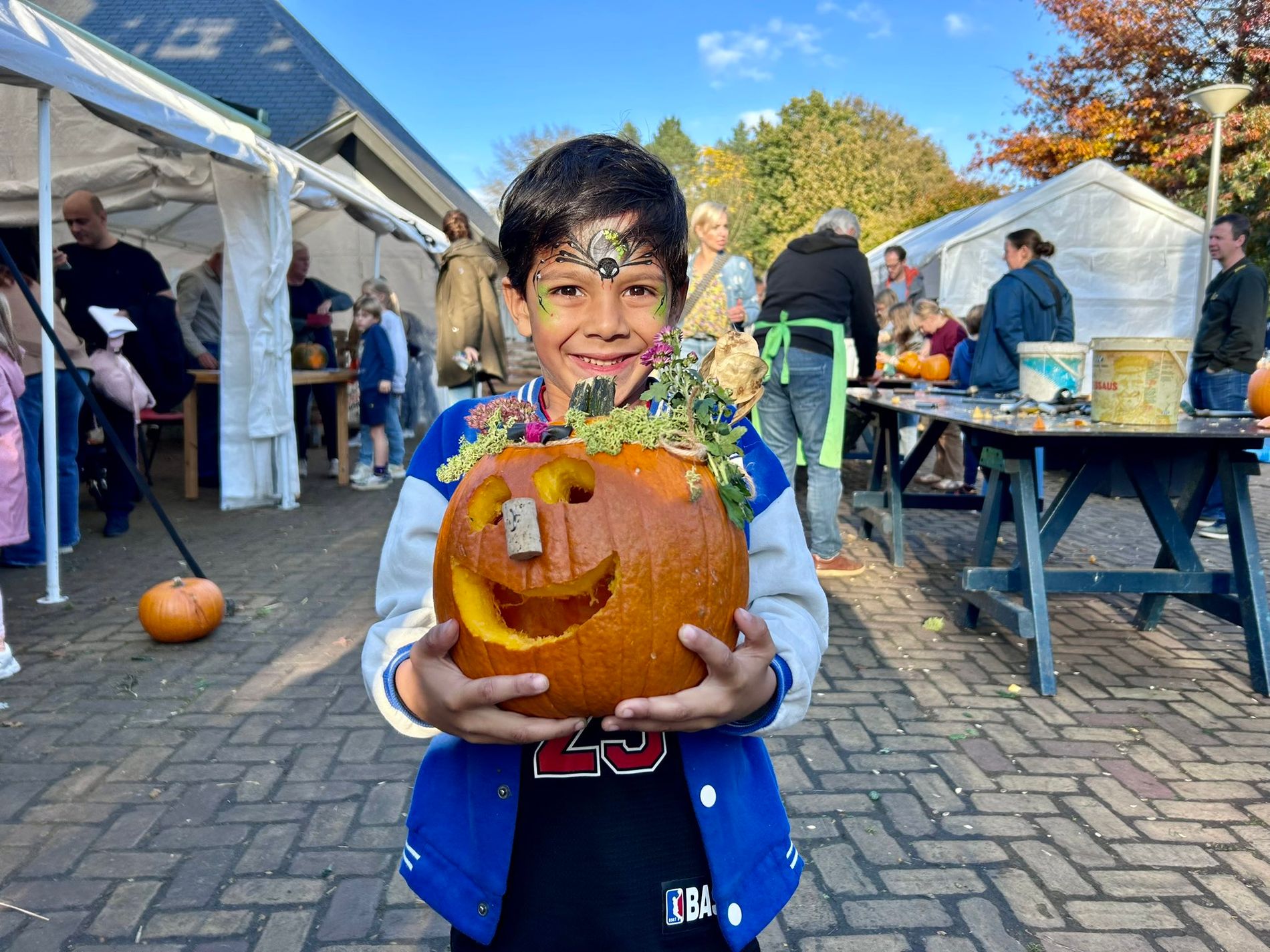 Pompoen snijden blijft favoriet bij jong én oud