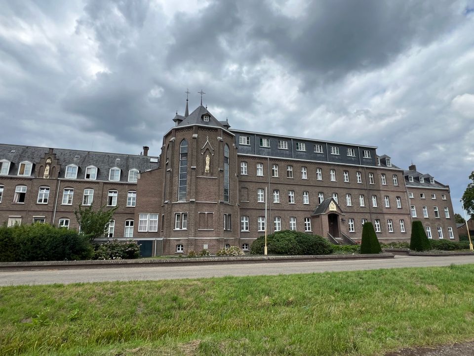 Missieklooster Heilig Bloed Aarle-Rixtel