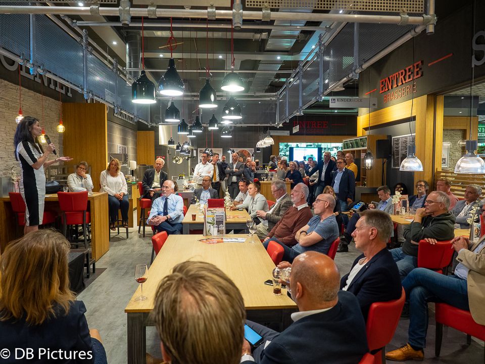 De ALV van VBA (Vereniging Bedrijfskring Almere) bij de Sligro