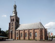 Niederländisch-reformierte Kirche und Friedhof Etten