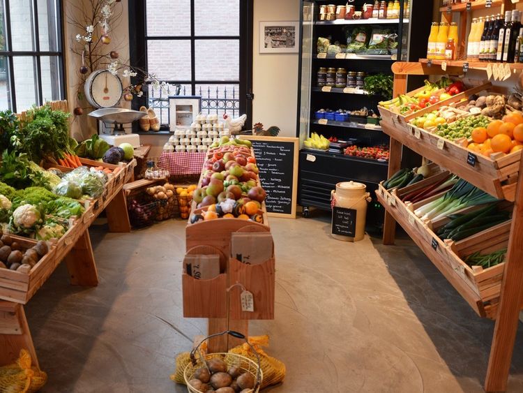 Ambachtelijke winkel met streek- en seizoensproducten