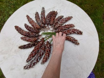 Mandela gemaakt met vondsten uit de natuur