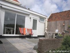 appartement voor 4 personen in de Dorpsstraat van Vlieland