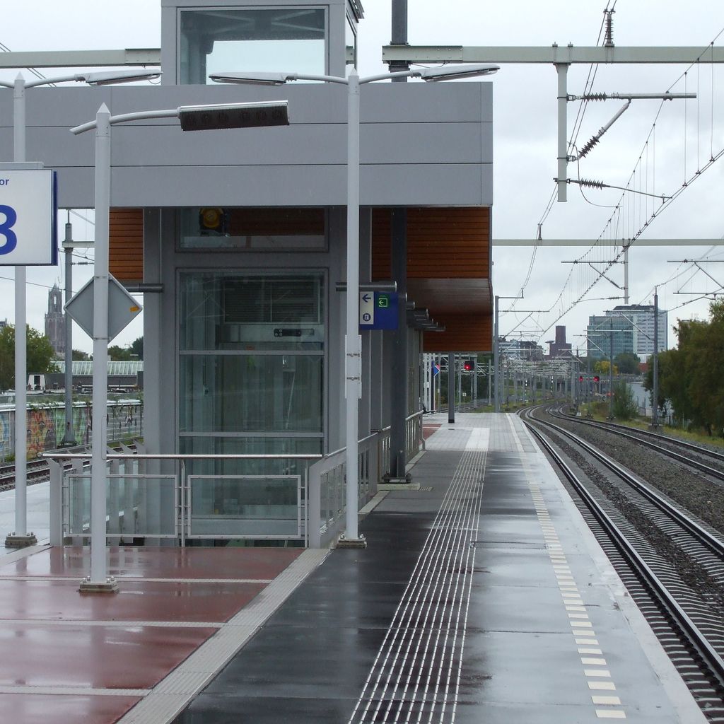 Station Zuilen
