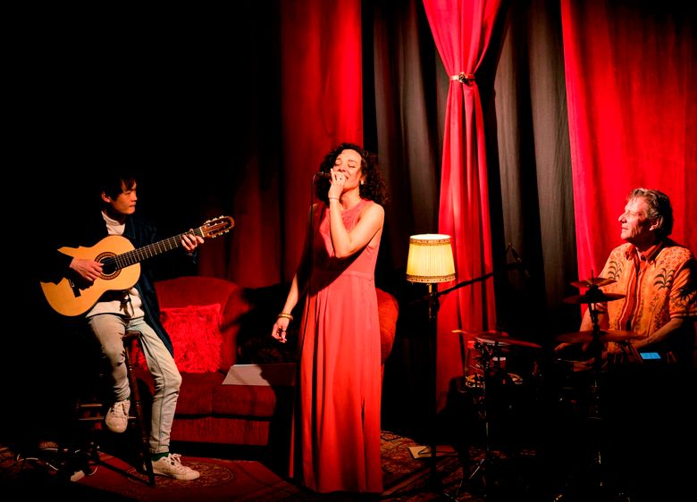 ‘¡Bom!’, Martina Effy & Joy Goh, en percussionist Alaor Soares